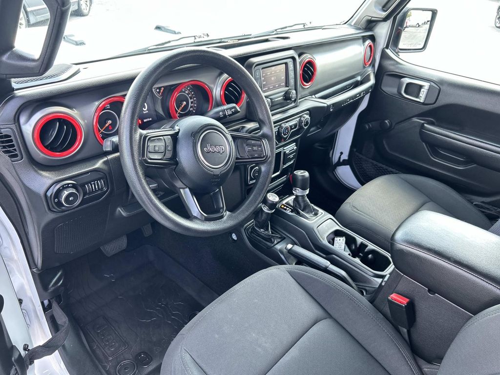 Used 2021 Jeep Wrangler SUV