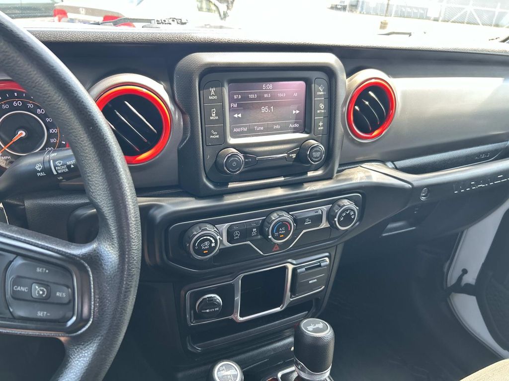 Used 2021 Jeep Wrangler SUV
