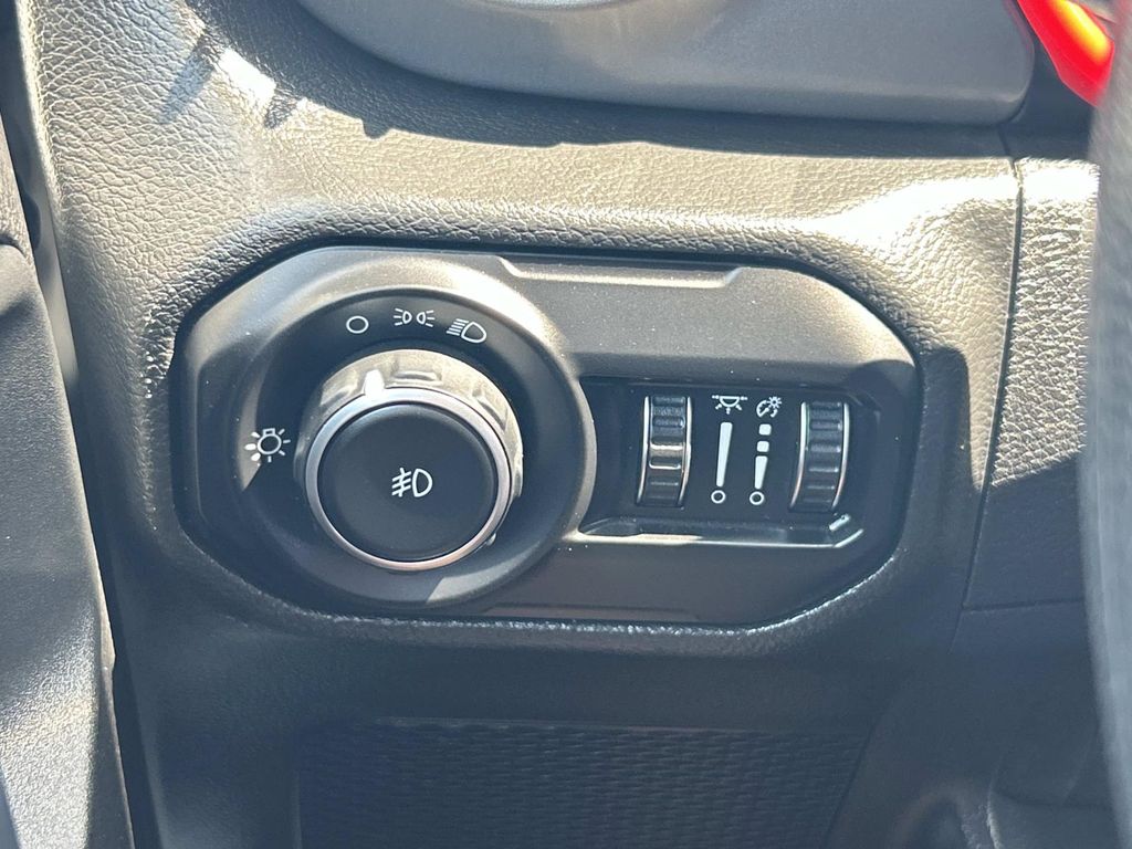 Used 2021 Jeep Wrangler SUV