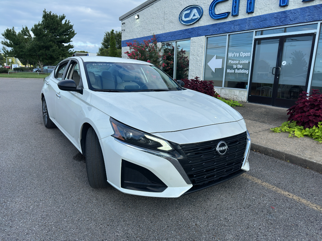 Used 2025 Nissan Altima Sedan