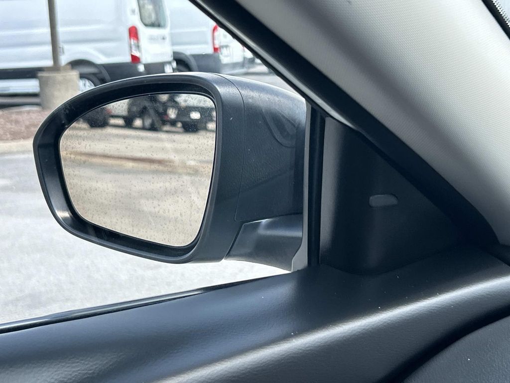 2025 Nissan Altima SV - Photo 26