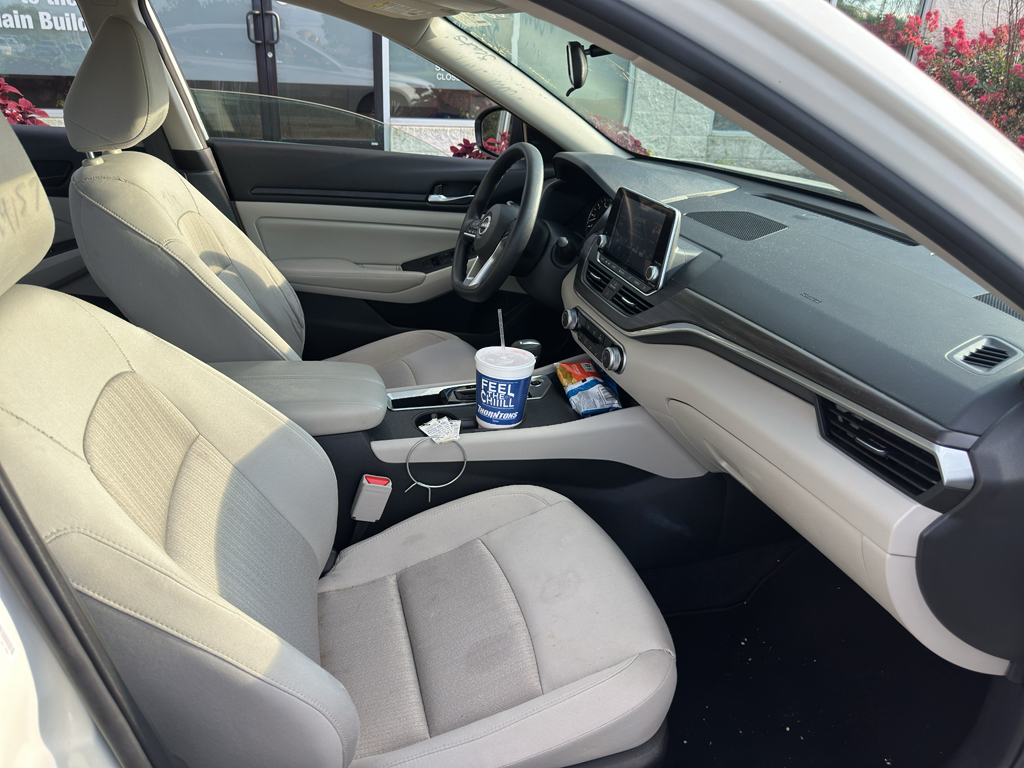 Used 2025 Nissan Altima Sedan