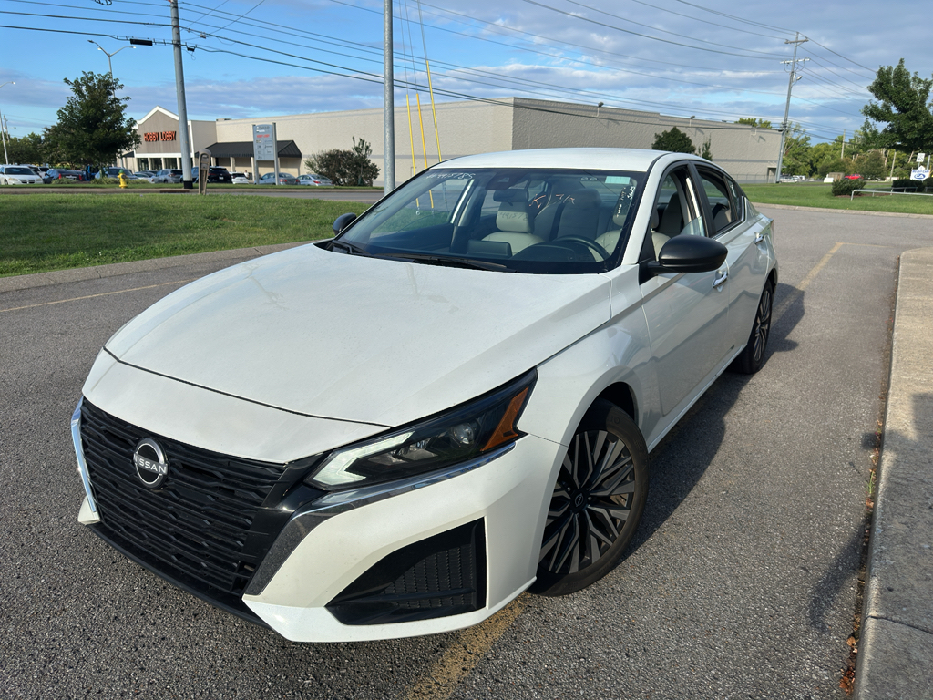 Used 2025 Nissan Altima Sedan
