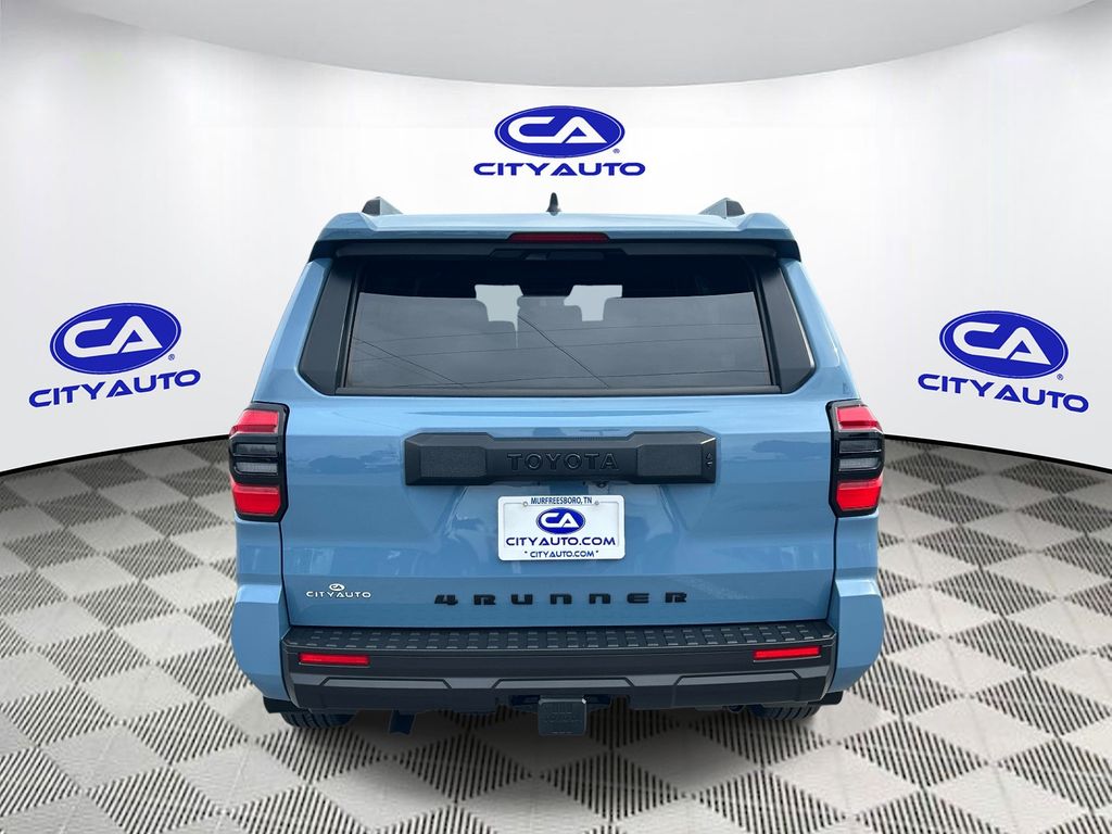 Vehicle photo 4