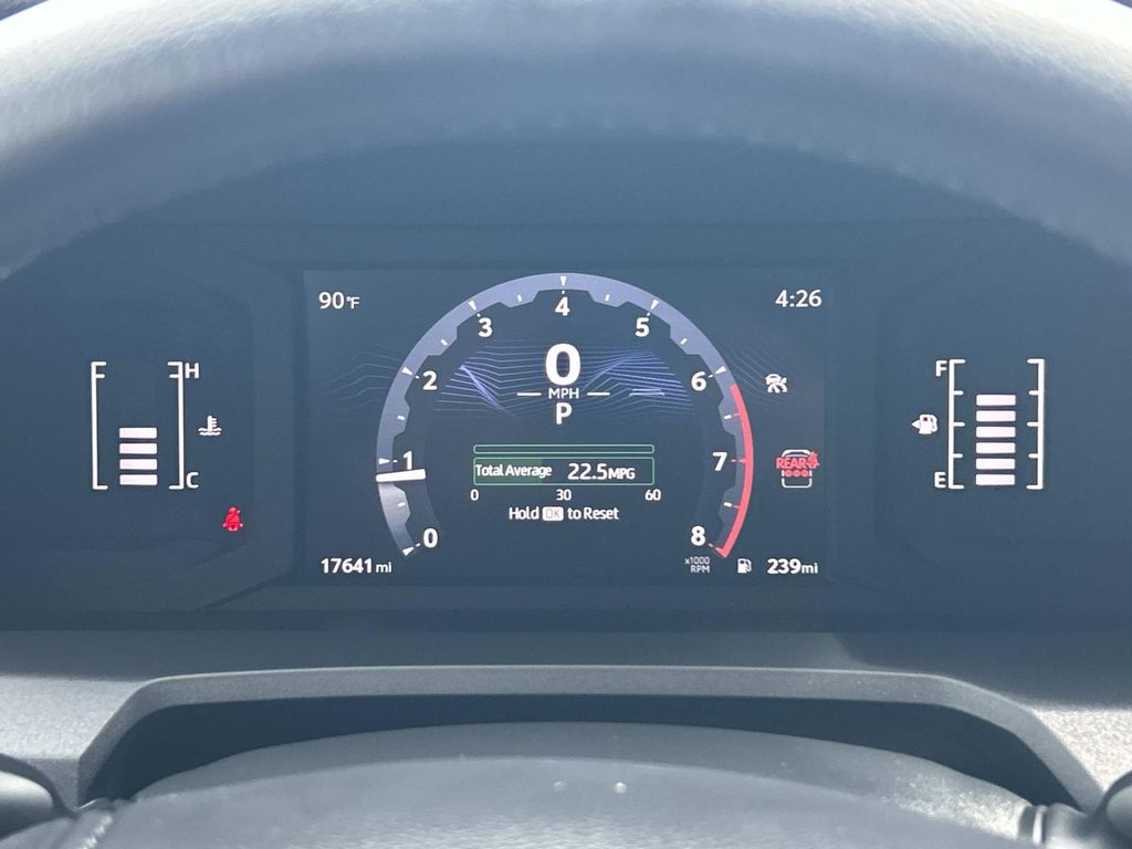 Vehicle photo 38