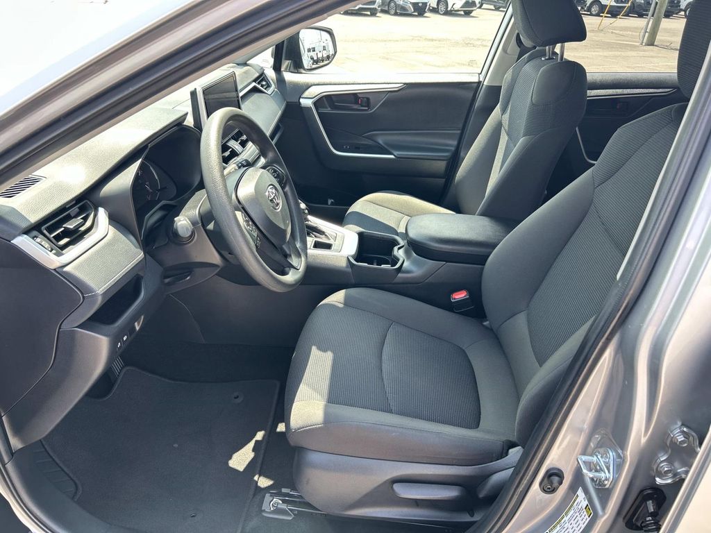 Used 2025 Toyota RAV4 SUV