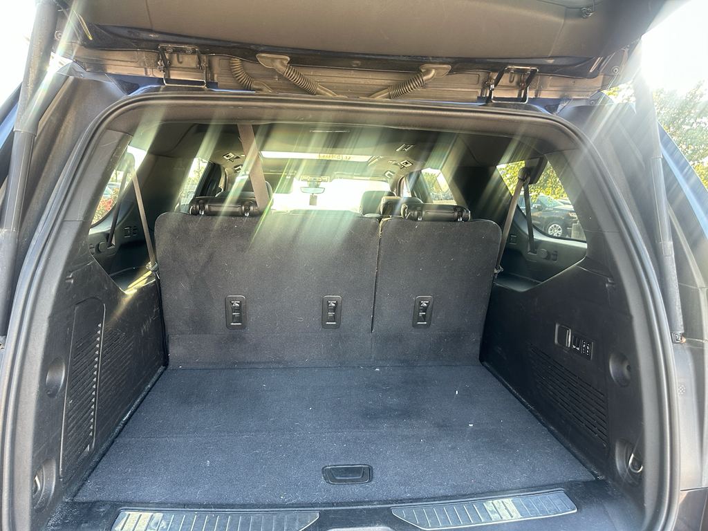Used 2021 Chevrolet Suburban 1500 SUV