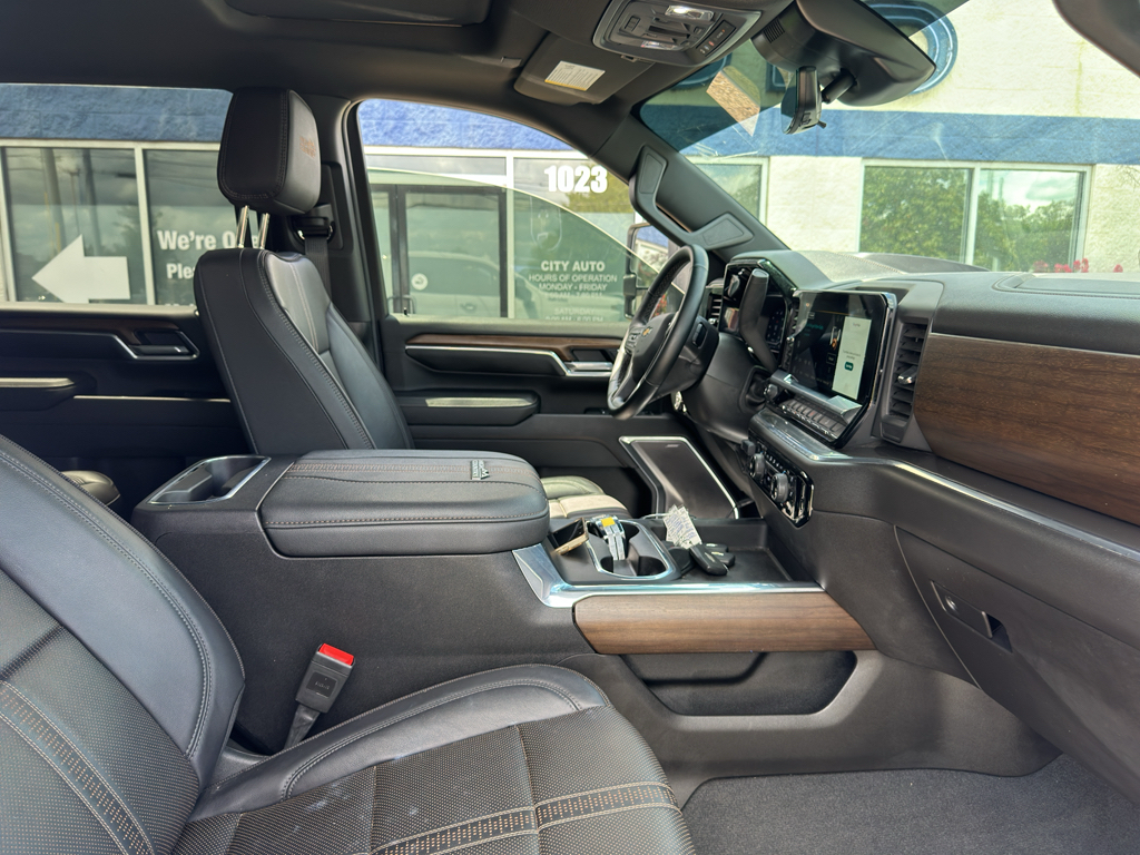 Used 2025 Chevrolet Silverado 3500HD Truck