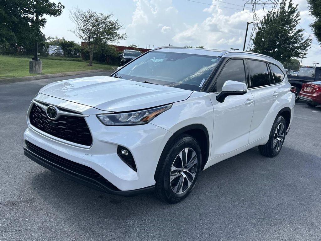 Used 2020 Toyota Highlander SUV
