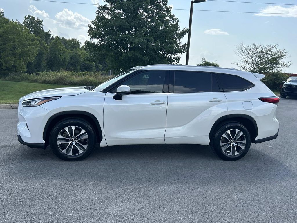 Used 2020 Toyota Highlander SUV