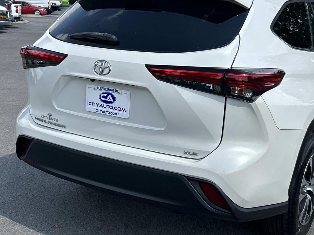 Used 2020 Toyota Highlander SUV