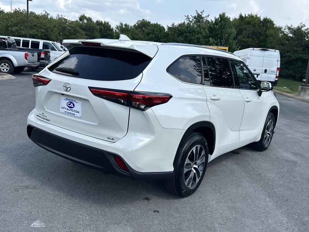 Used 2020 Toyota Highlander SUV