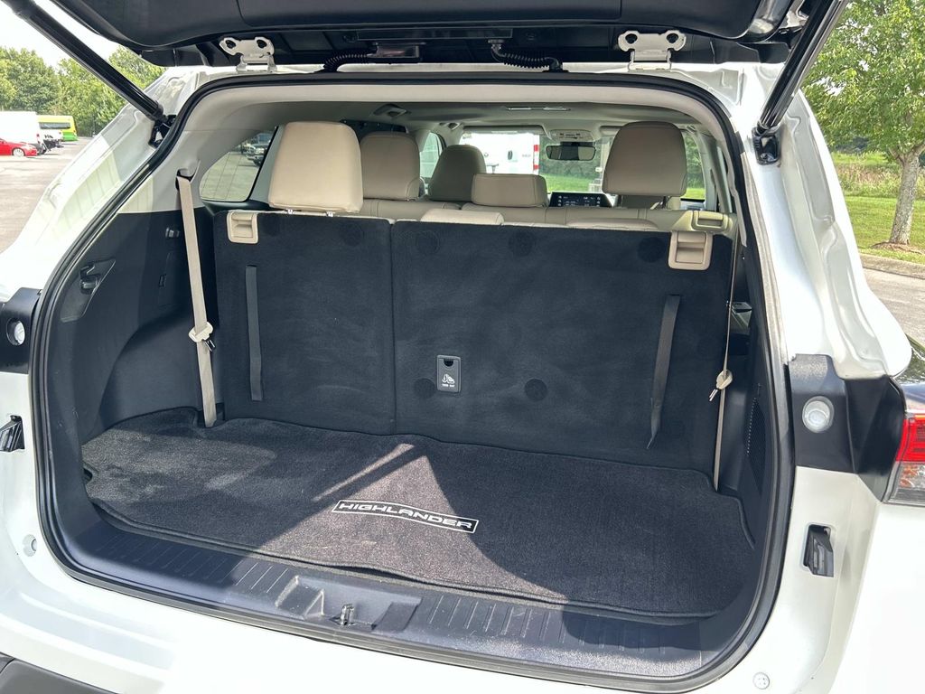 Used 2020 Toyota Highlander SUV