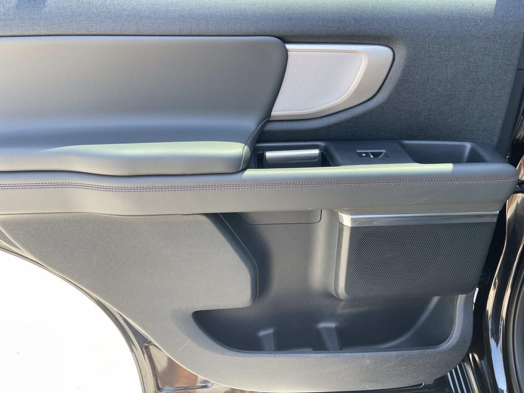 Used 2025 Ford Expedition SUV