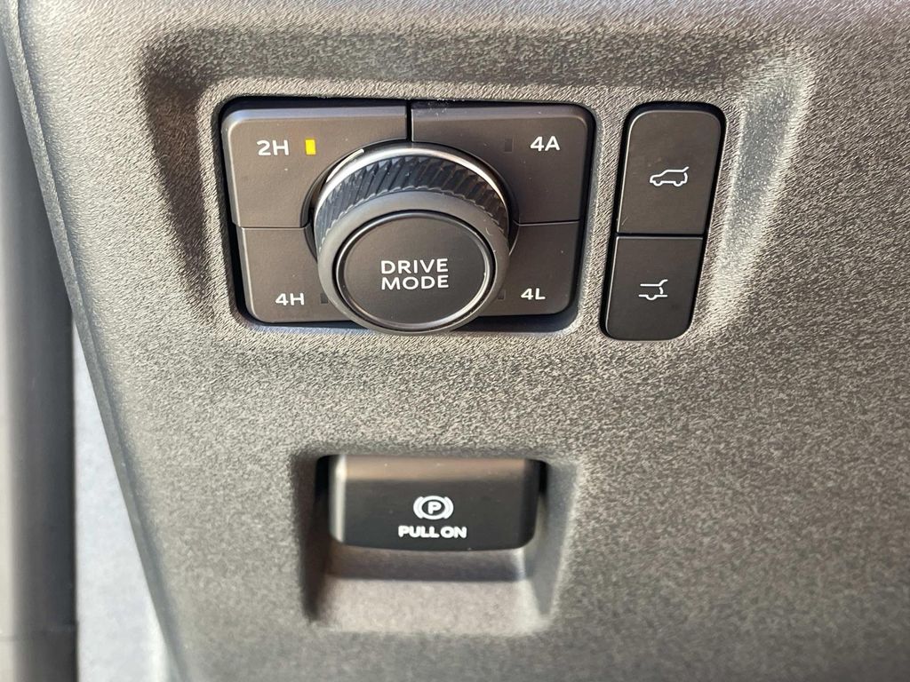 Used 2025 Ford Expedition SUV