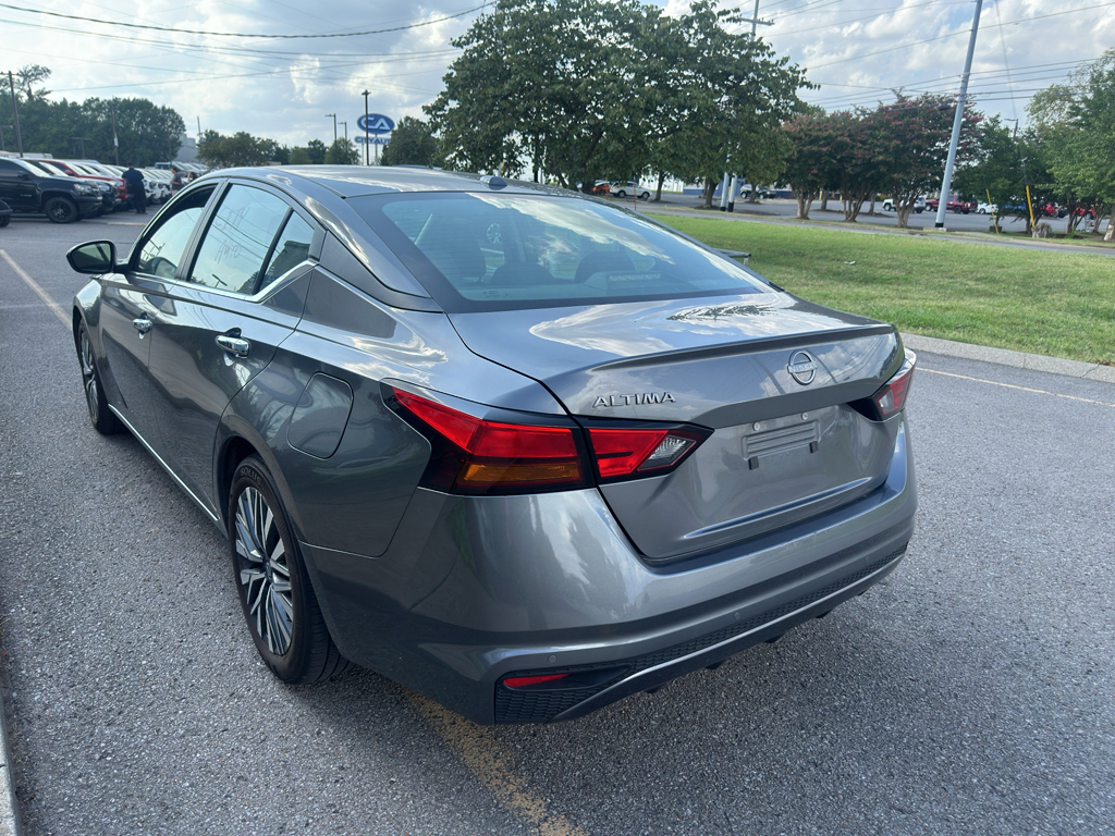 Used 2025 Nissan Altima Sedan