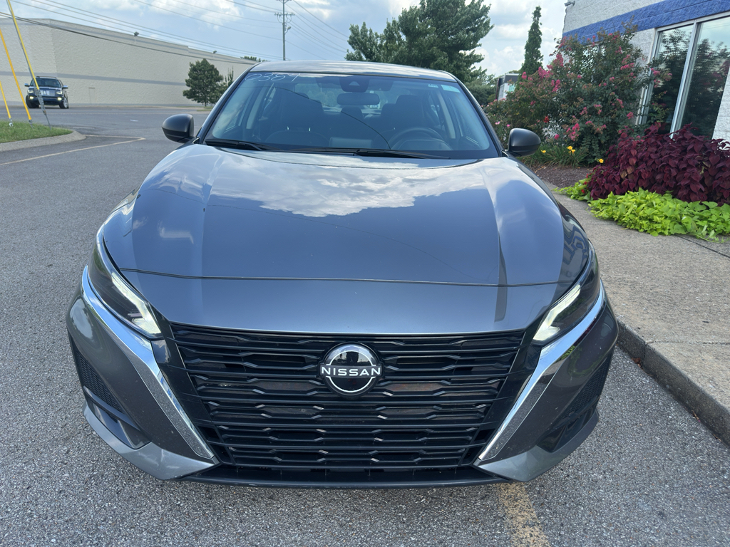 Used 2025 Nissan Altima Sedan
