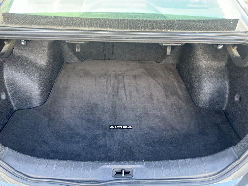 Used 2025 Nissan Altima Sedan