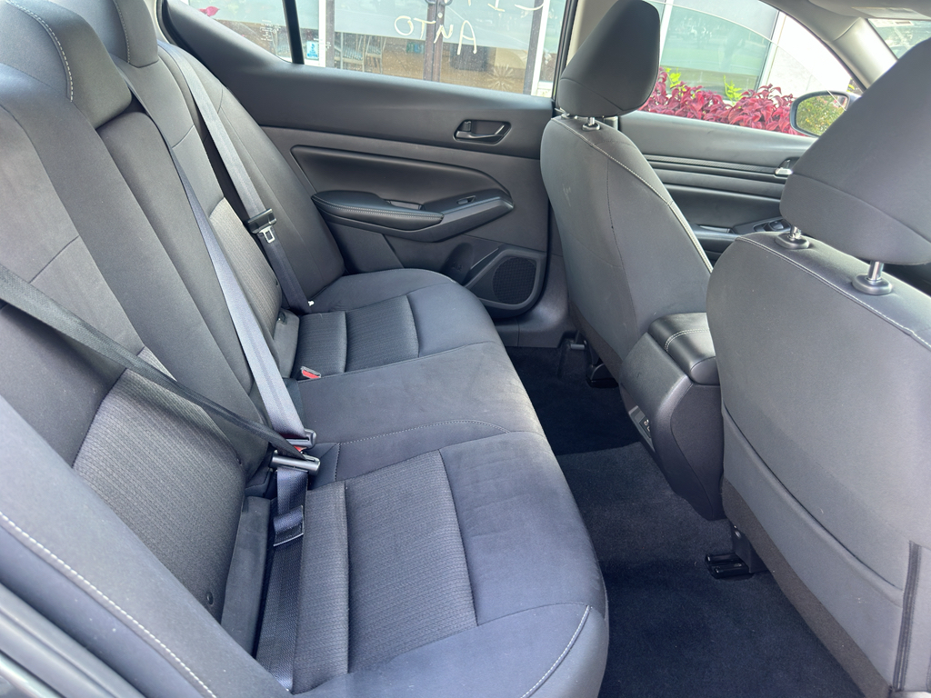 Used 2025 Nissan Altima Sedan