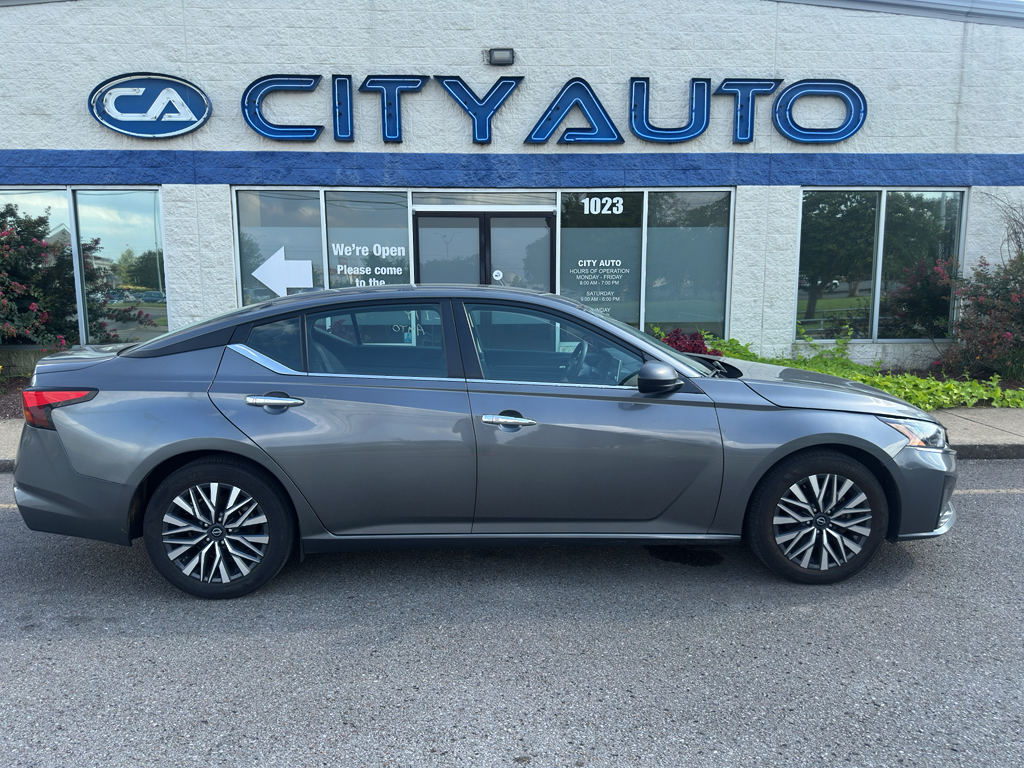Used 2025 Nissan Altima Sedan
