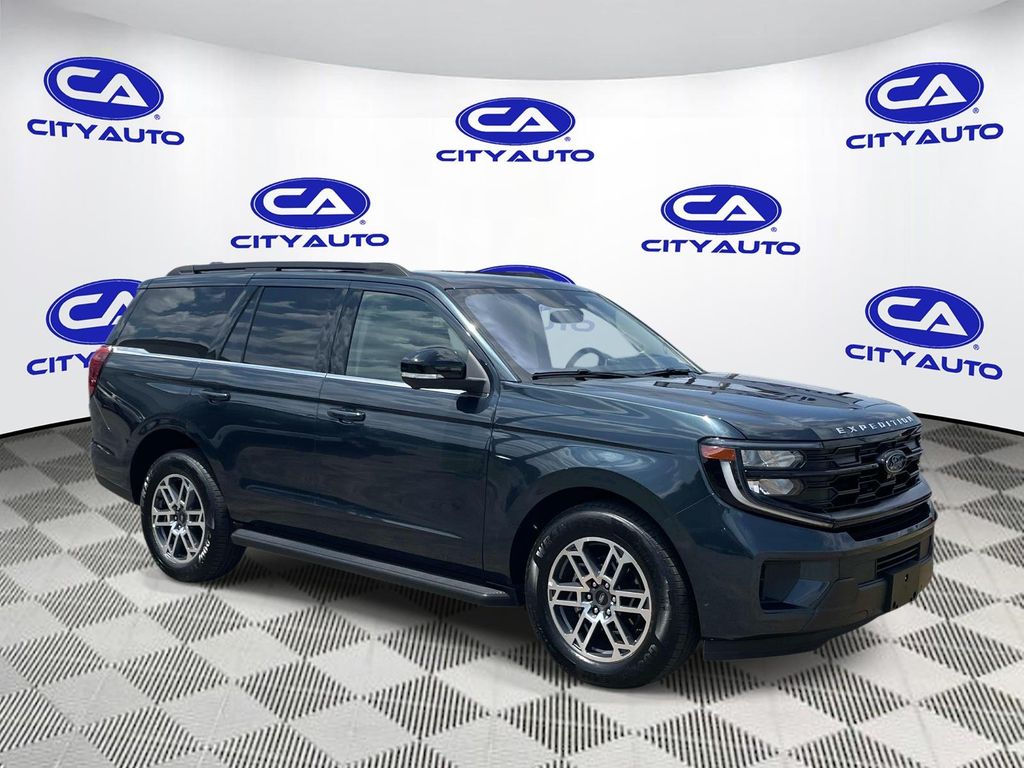 Vehicle photo 1