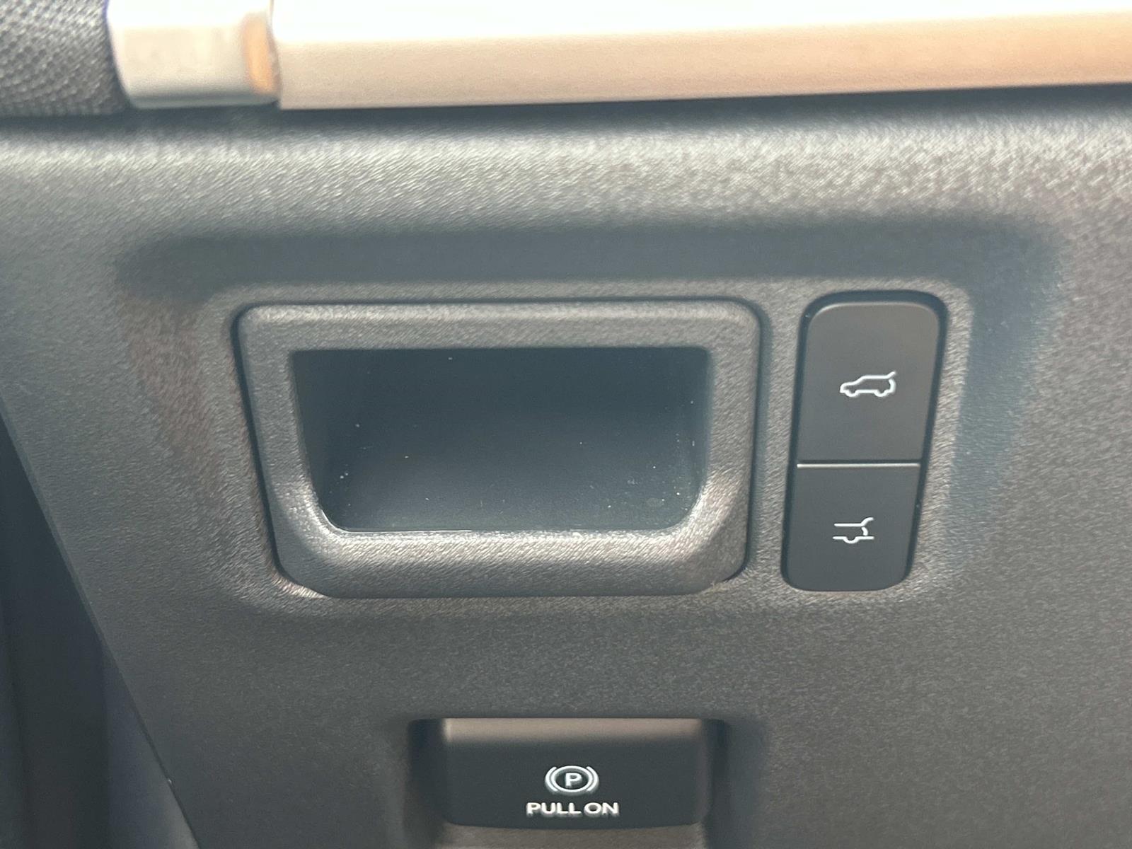 Used 2025 Ford Expedition SUV