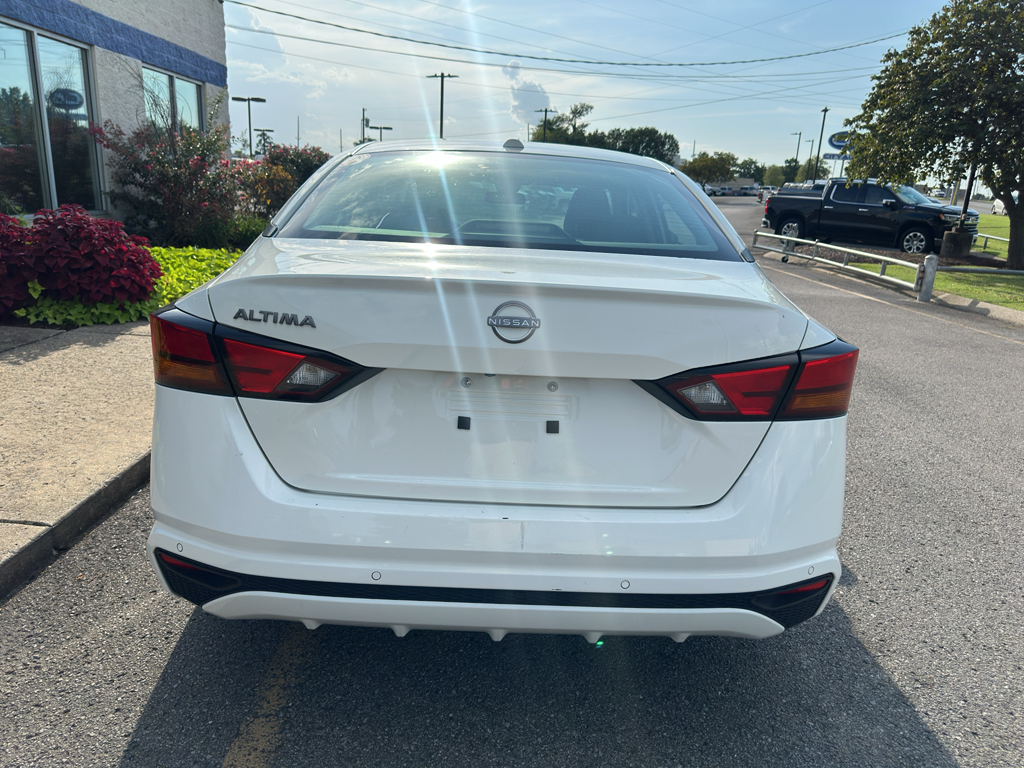 Used 2025 Nissan Altima Sedan