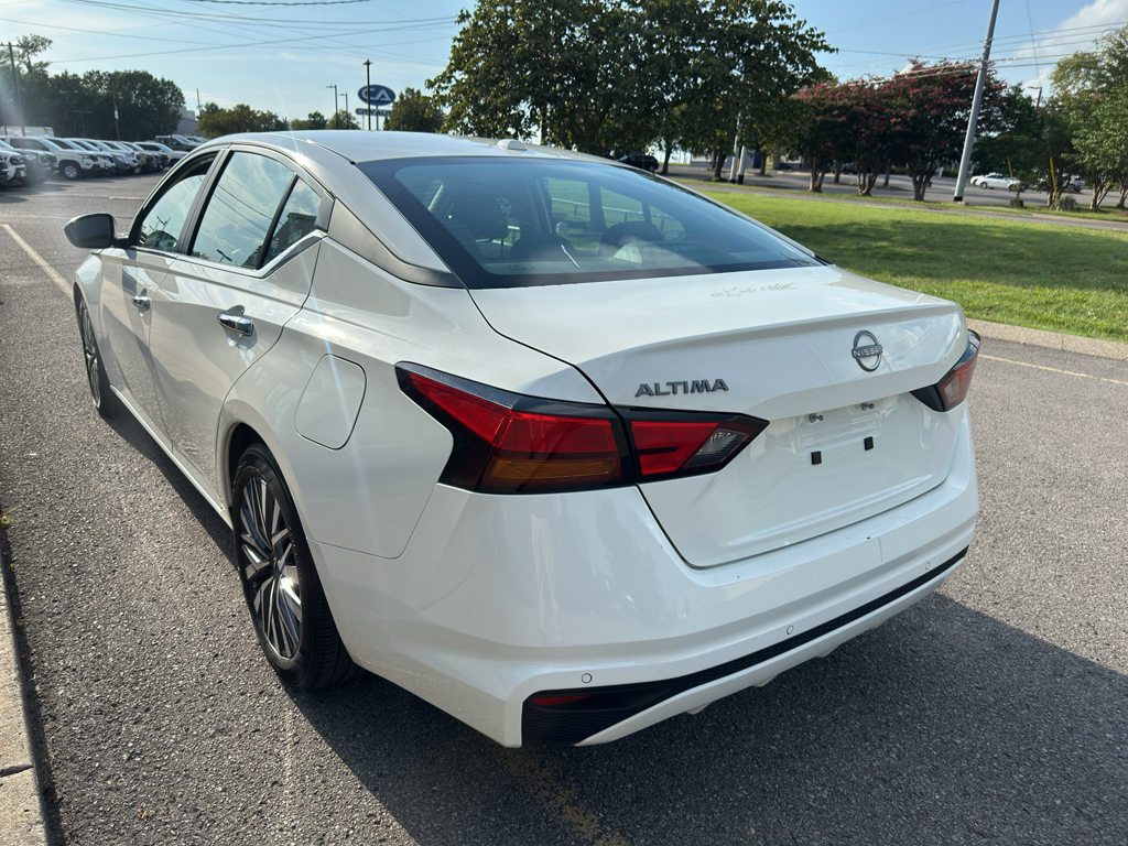 Used 2025 Nissan Altima Sedan