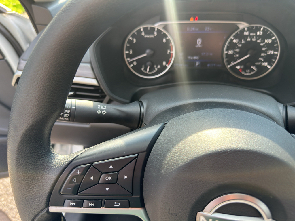 Used 2025 Nissan Altima Sedan