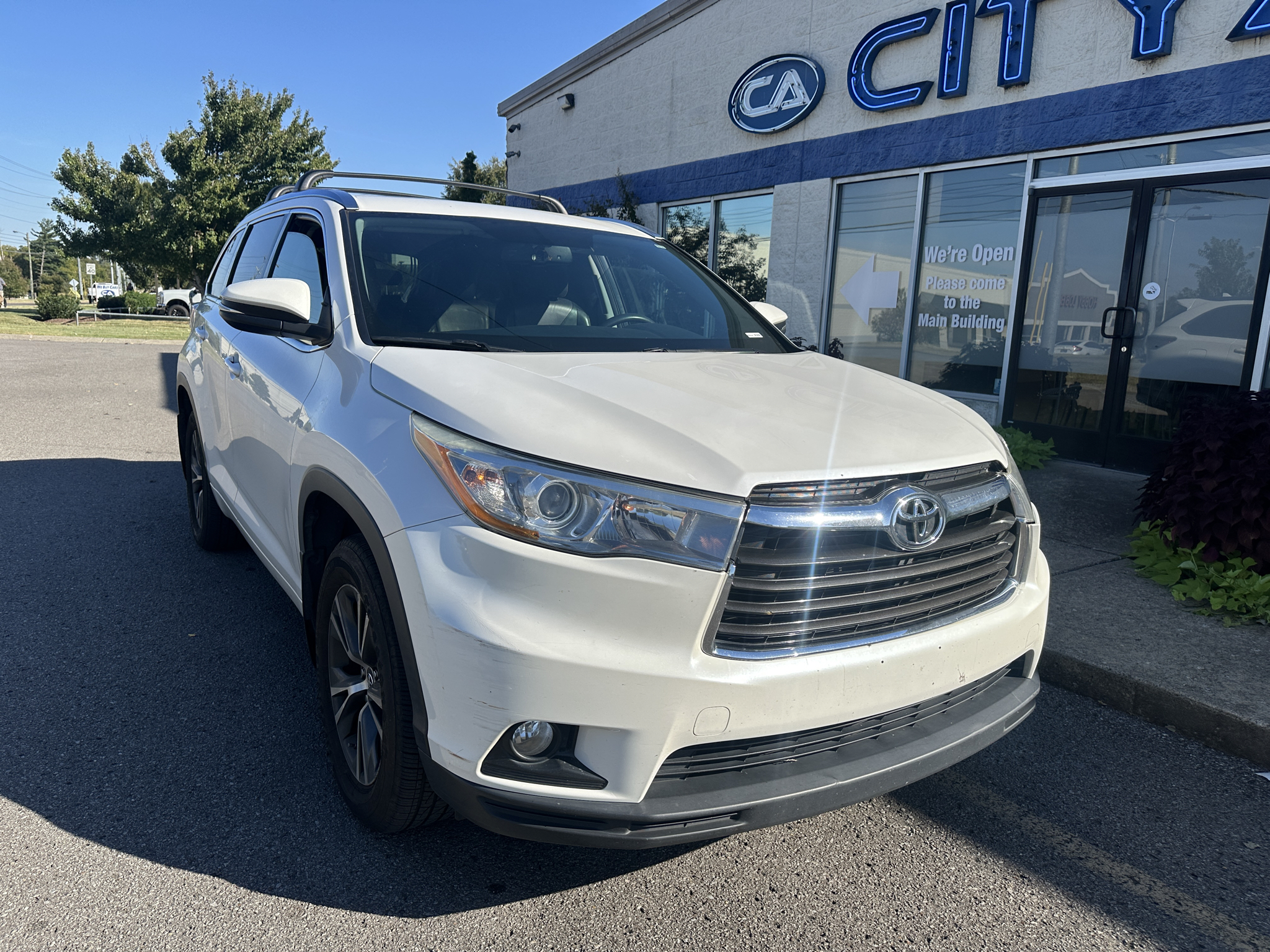 Used 2016 Toyota Highlander SUV