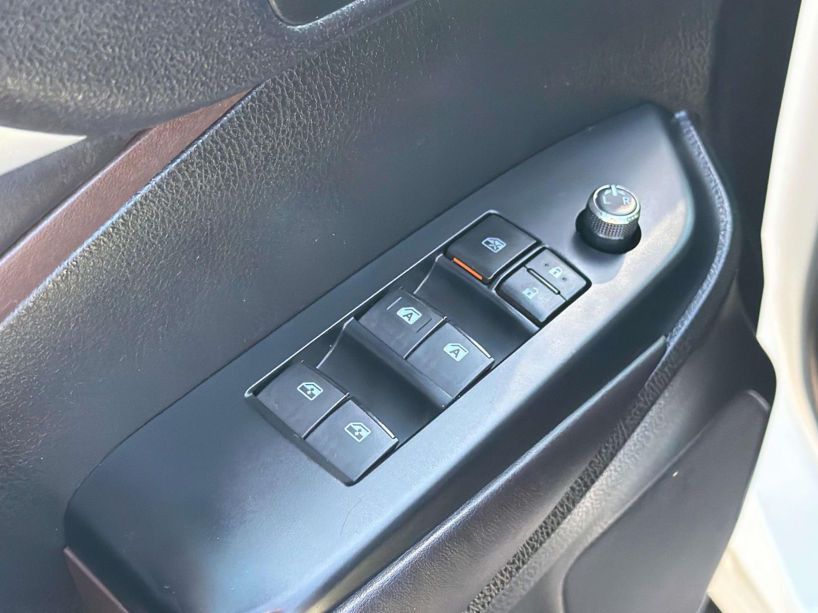 Used 2016 Toyota Highlander SUV