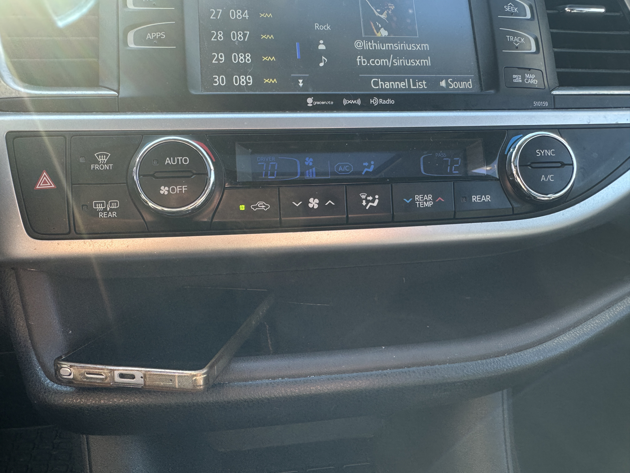Used 2016 Toyota Highlander SUV