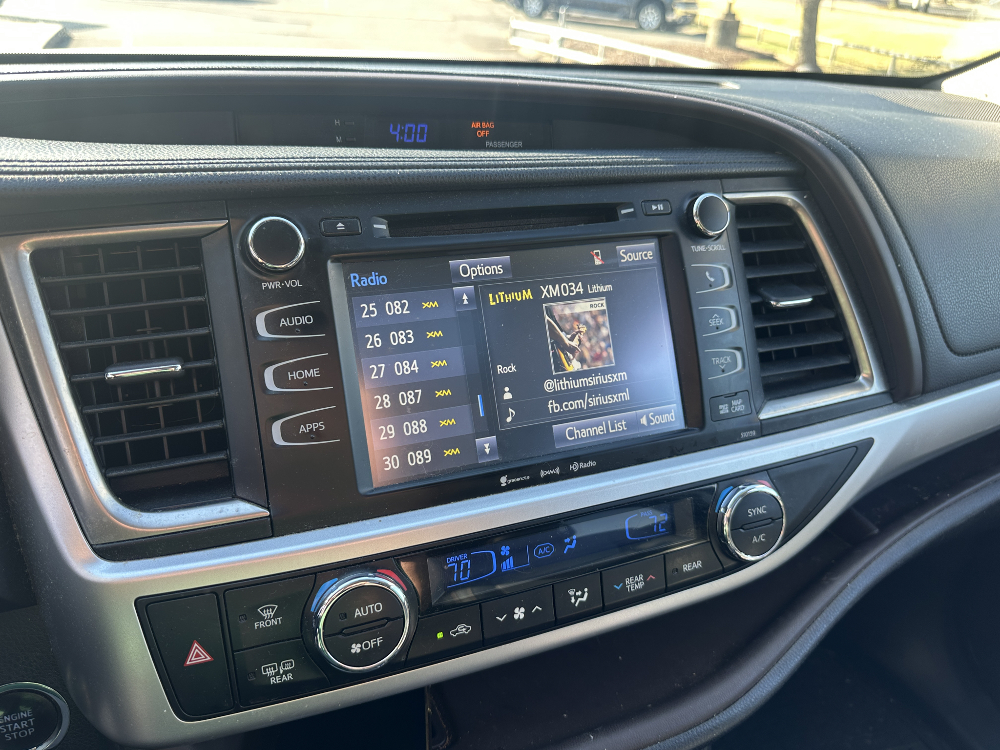 Used 2016 Toyota Highlander SUV
