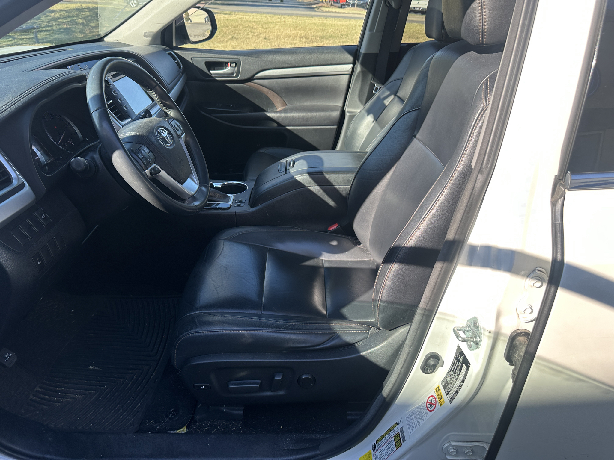 Used 2016 Toyota Highlander SUV