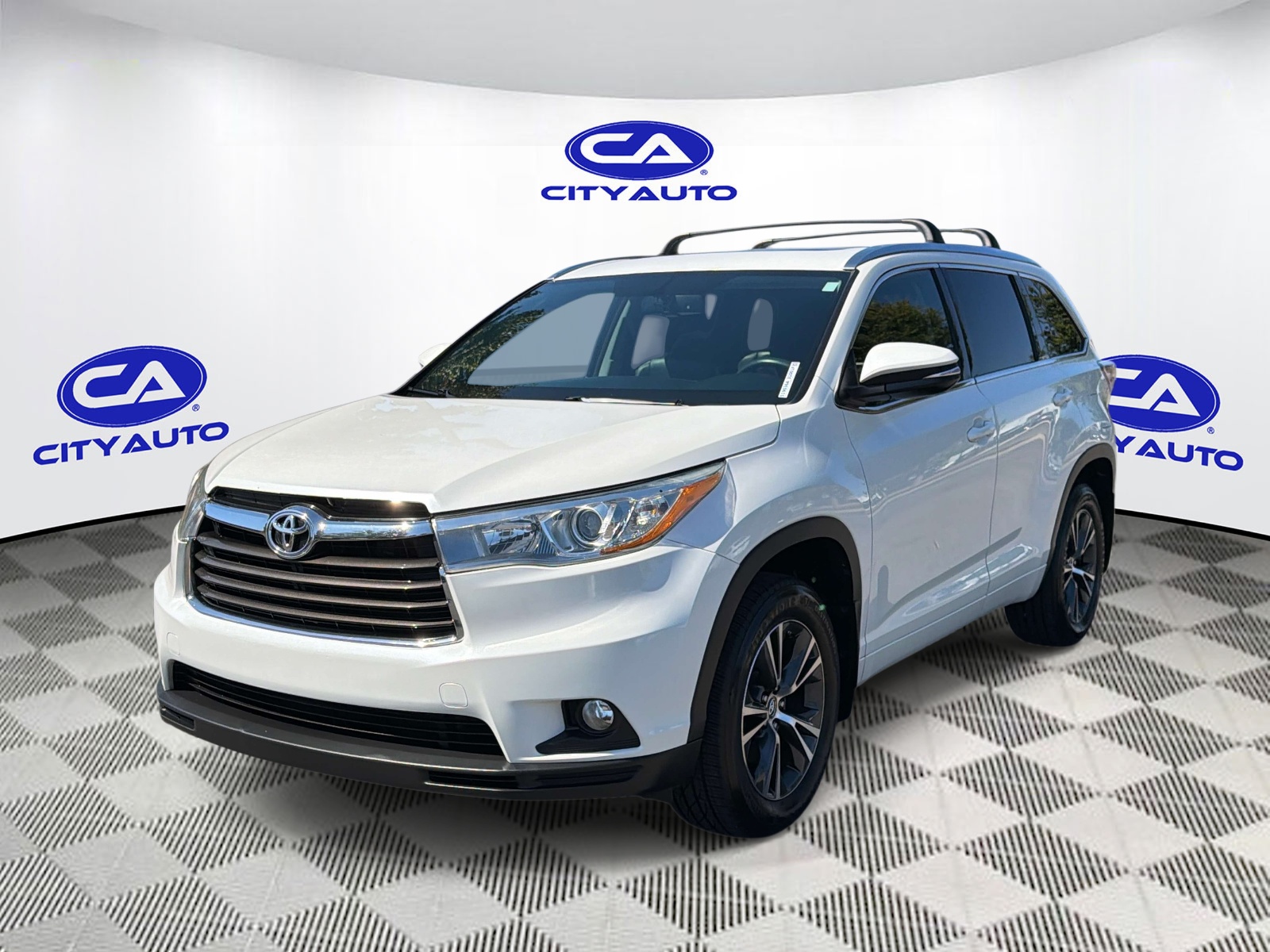 Used 2016 Toyota Highlander SUV