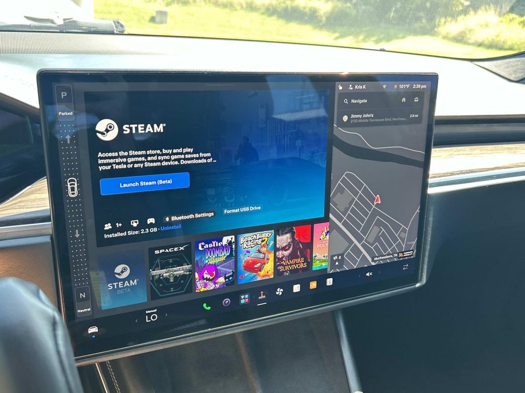 Vehicle photo 37