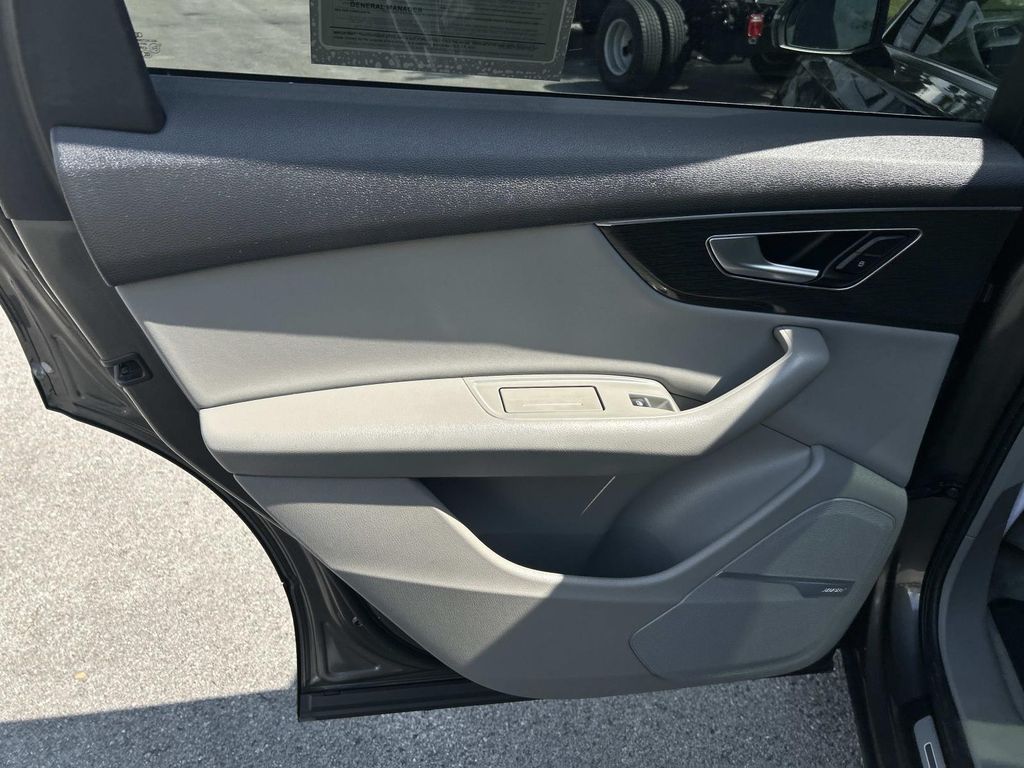 Used 2020 Audi Q7 SUV