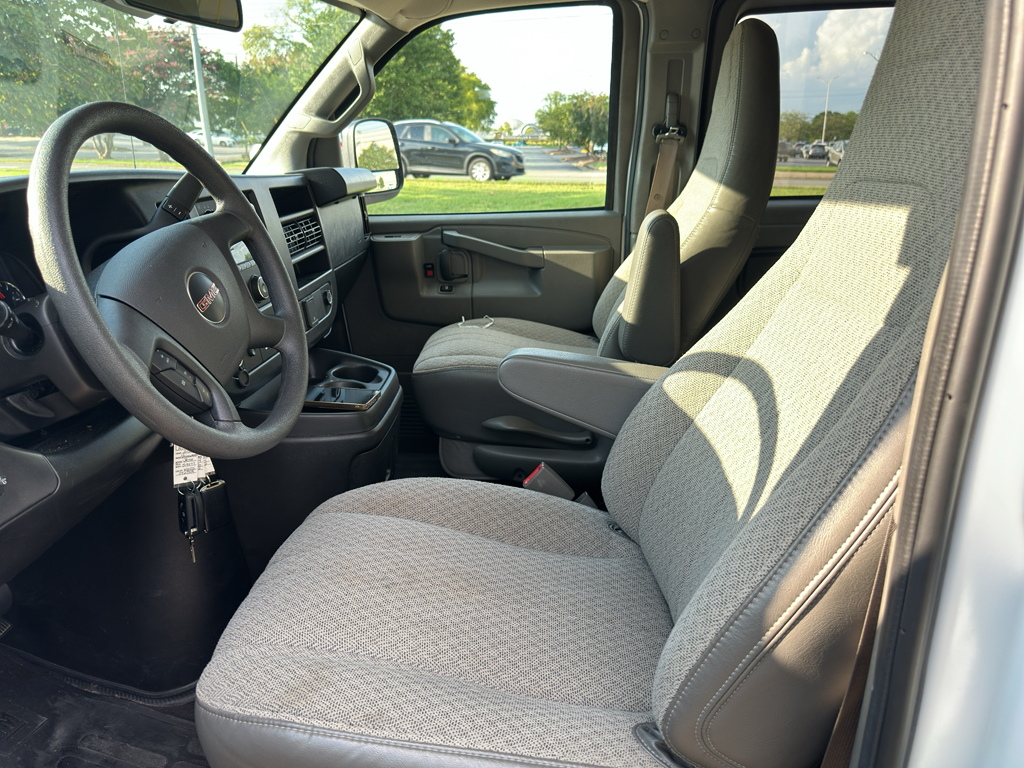 Used 2025 GMC Savana 3500 Van