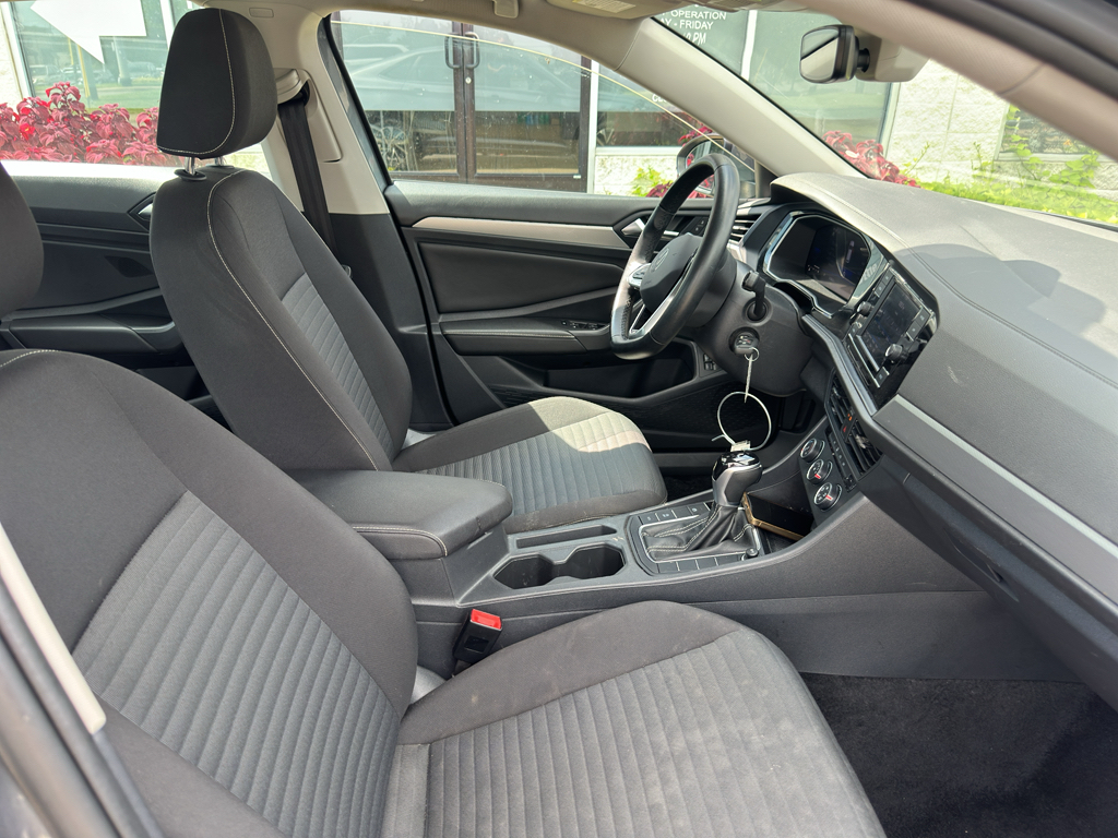 Used 2024 Volkswagen Jetta Sedan