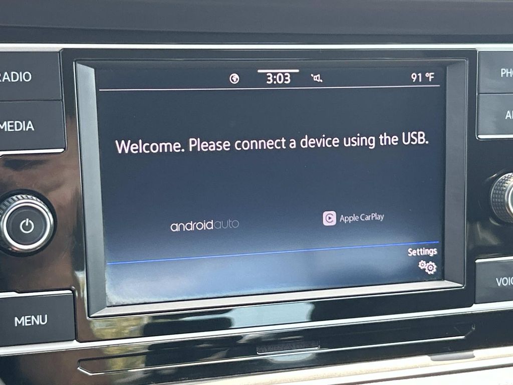 Vehicle photo 28