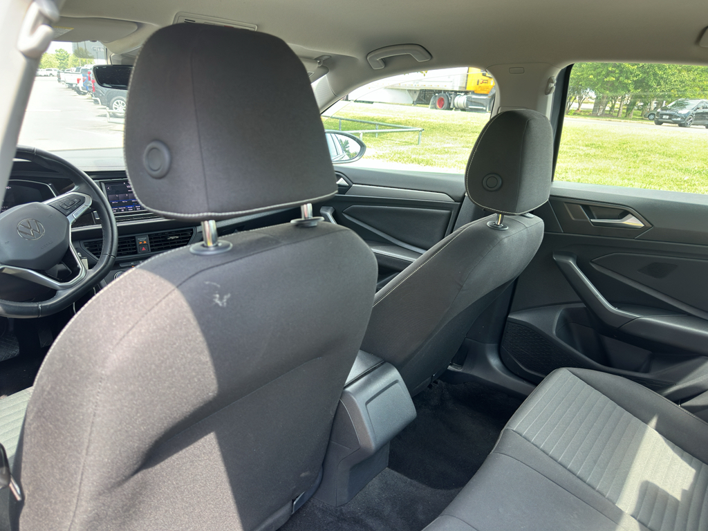 Used 2024 Volkswagen Jetta Sedan