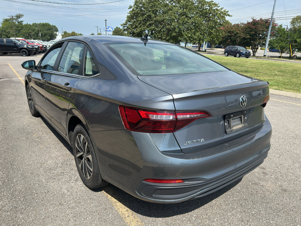 Used 2024 Volkswagen Jetta Sedan