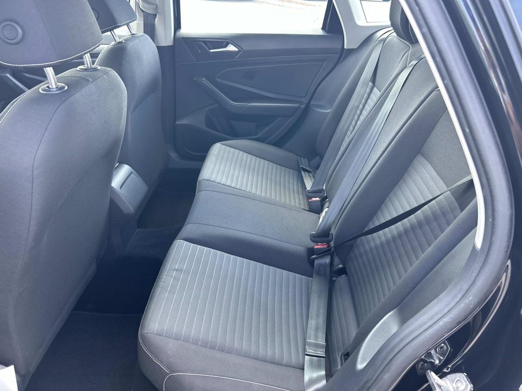 Used 2024 Volkswagen Jetta Sedan