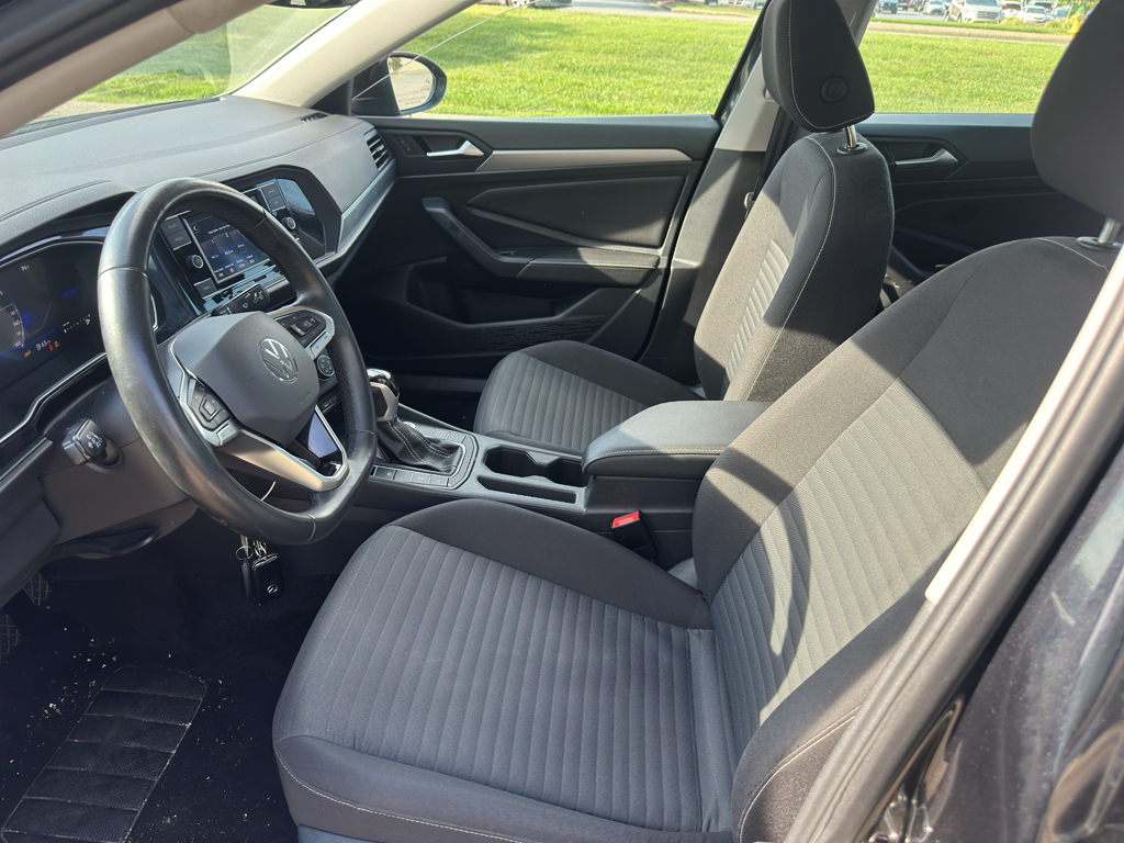 Used 2024 Volkswagen Jetta Sedan
