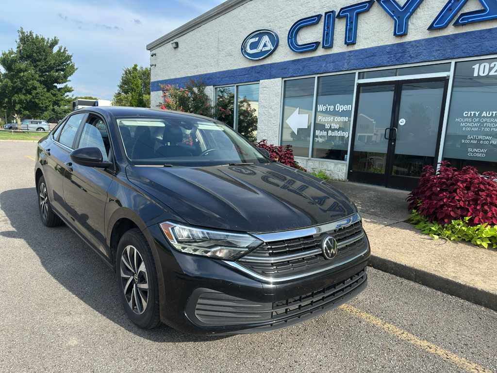 Used 2024 Volkswagen Jetta Sedan