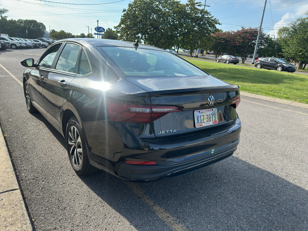 Used 2024 Volkswagen Jetta Sedan