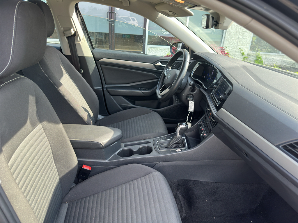 Used 2024 Volkswagen Jetta Sedan