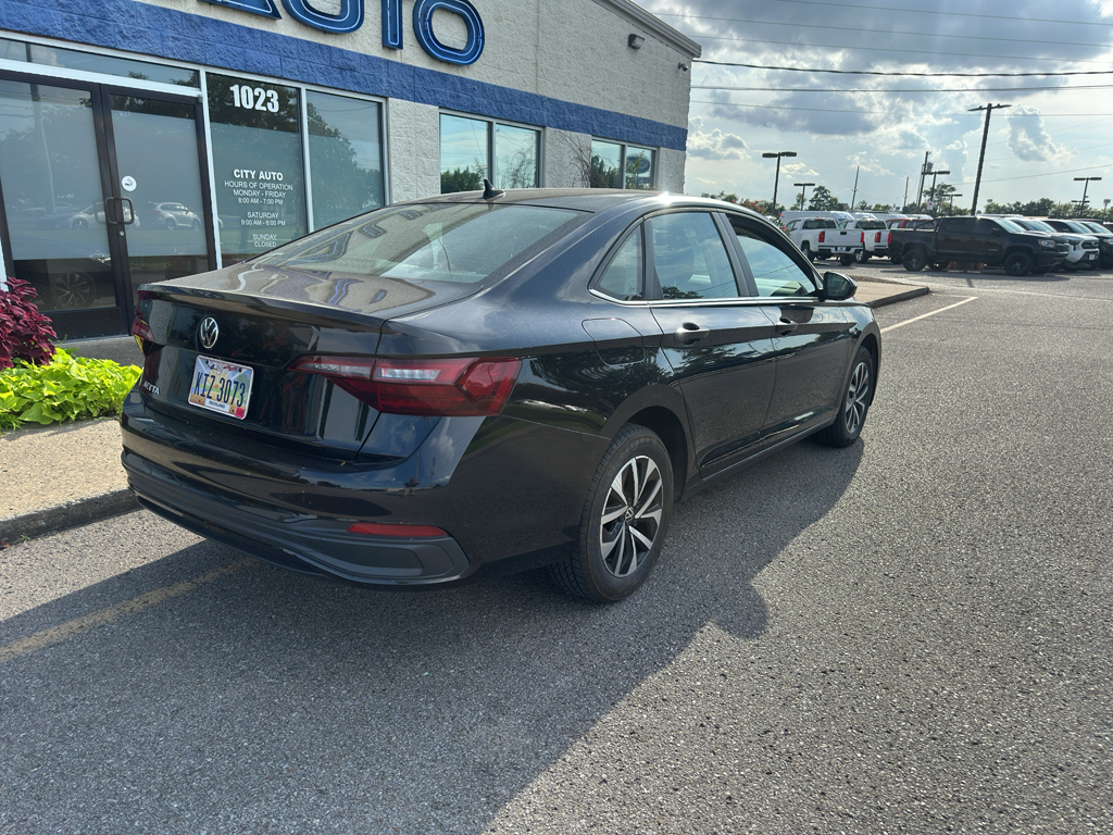Used 2024 Volkswagen Jetta Sedan