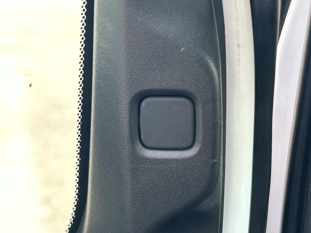 Used 2025 Honda Odyssey Van