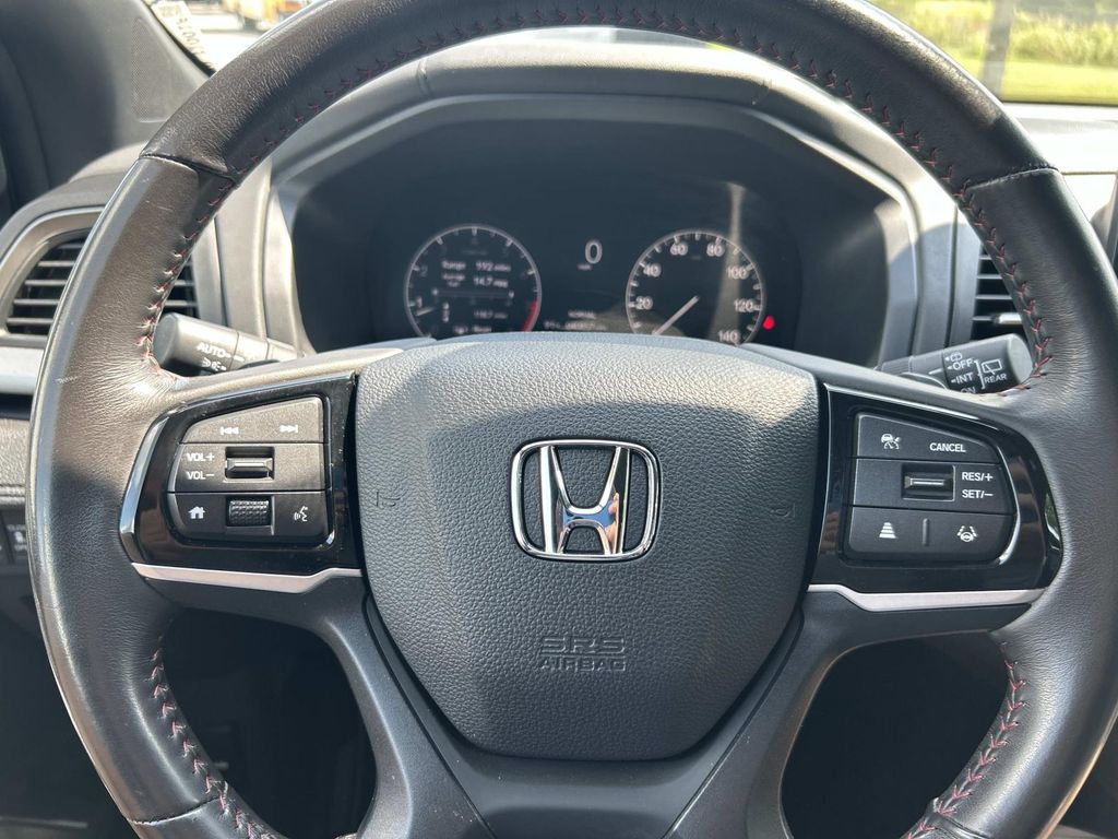 Used 2025 Honda Odyssey Van